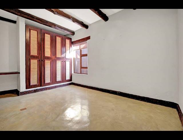 2 BEDROOM TOWNHOUSE RENTED IN NORTH RIDING